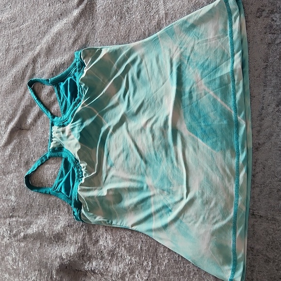 Danskin size M tank top - Picture 2 of 4